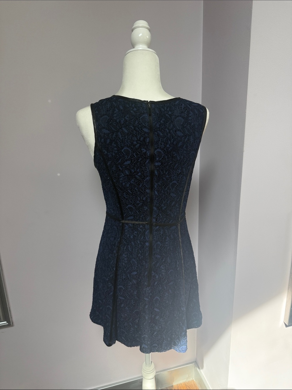 Forever 21 Blue and Black Lace Dress Fit and Flare Size L - Picture 3 of 8